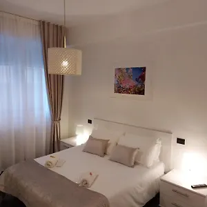 Apartment Ca Gli In Centro Apartsuite 