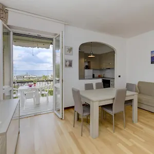 Apartment Martina, Moniga del Garda