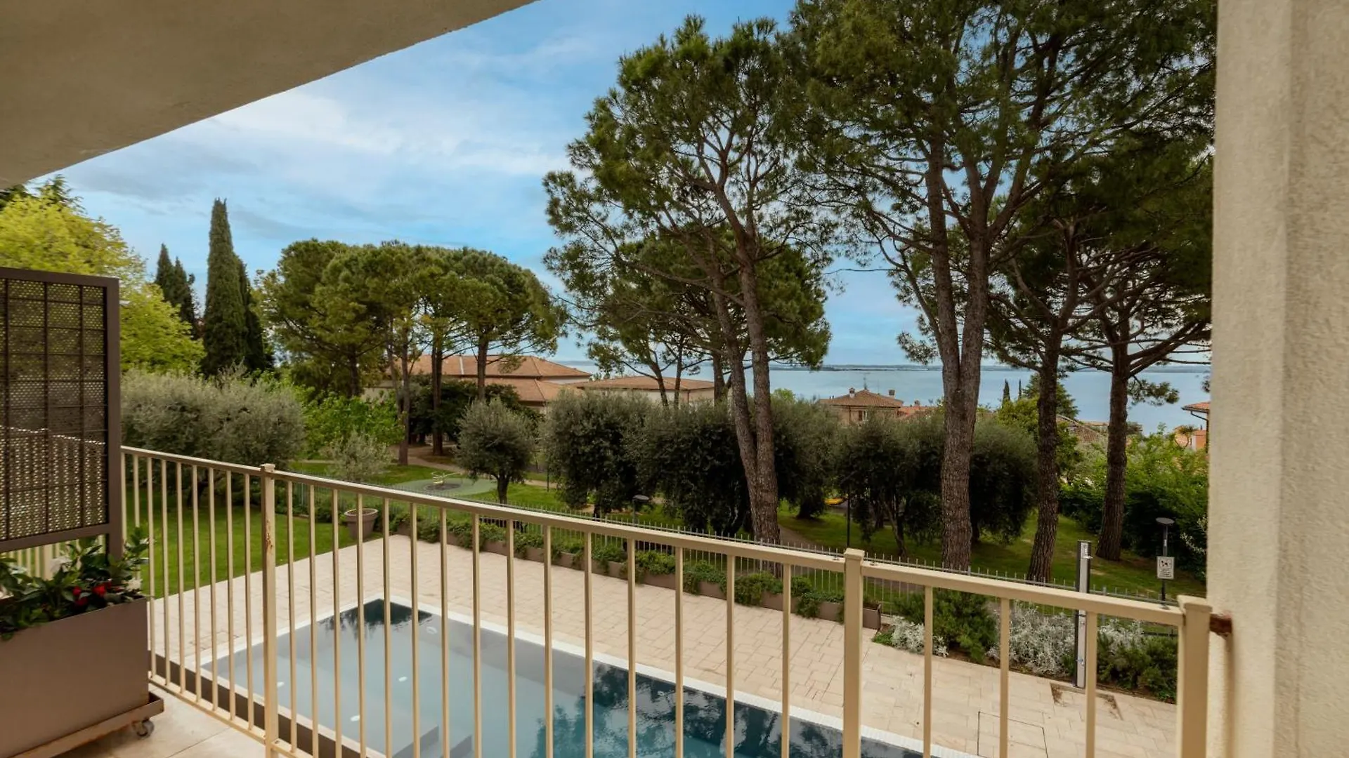 Bed & Breakfast La Home And Apartments Moniga del Garda Italien