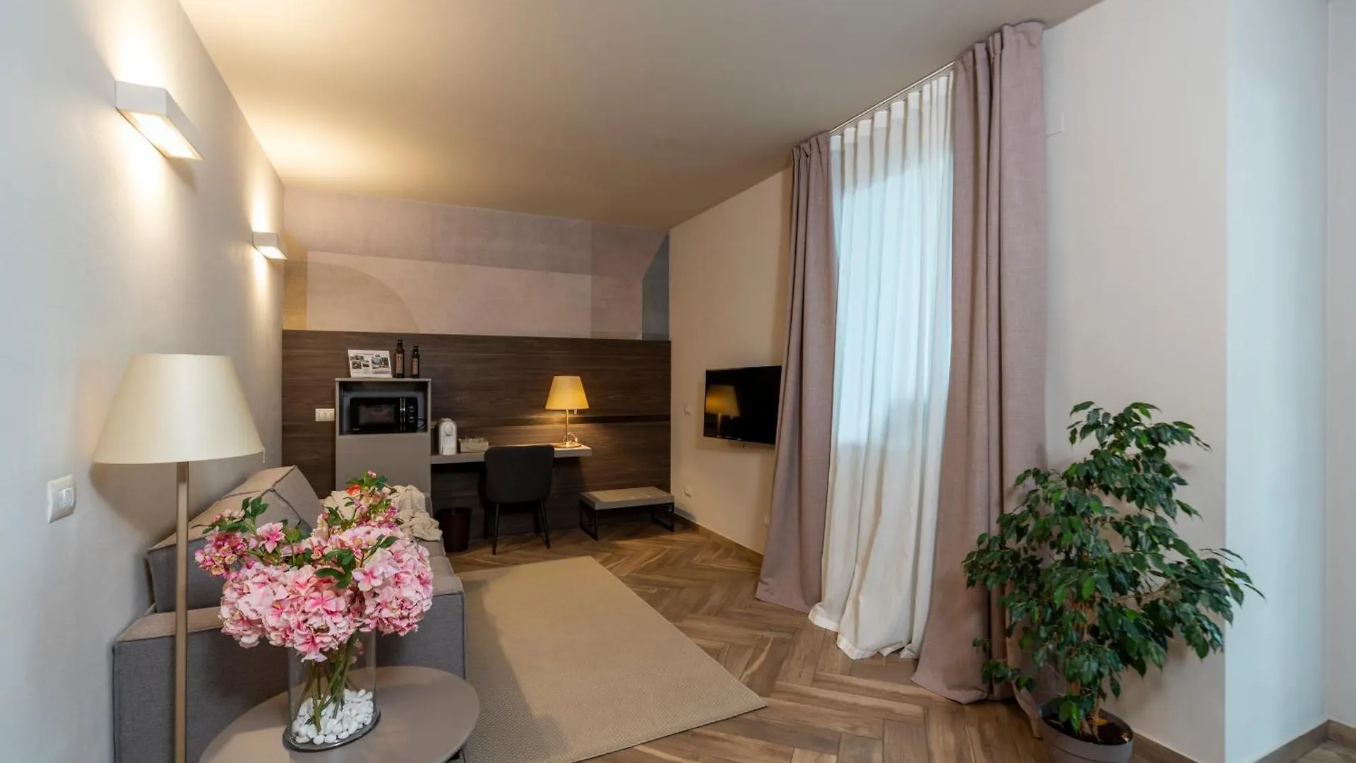 Bed & Breakfast La Home And Apartments Moniga del Garda