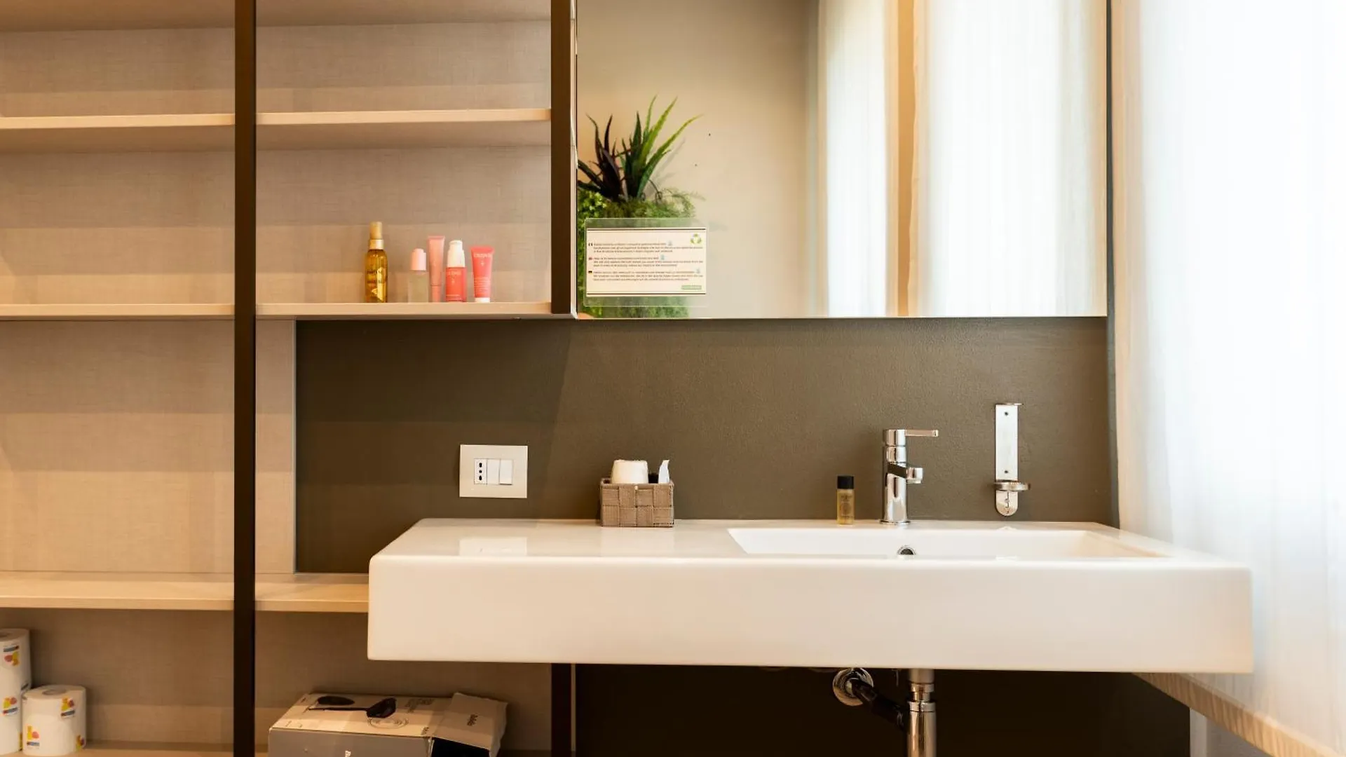 Bed & Breakfast La Home And Apartments Moniga del Garda Italien