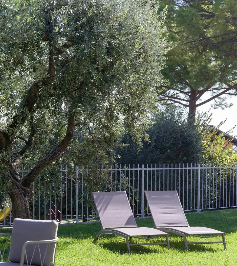 Bed & Breakfast La Home And Apartments Moniga del Garda Italy