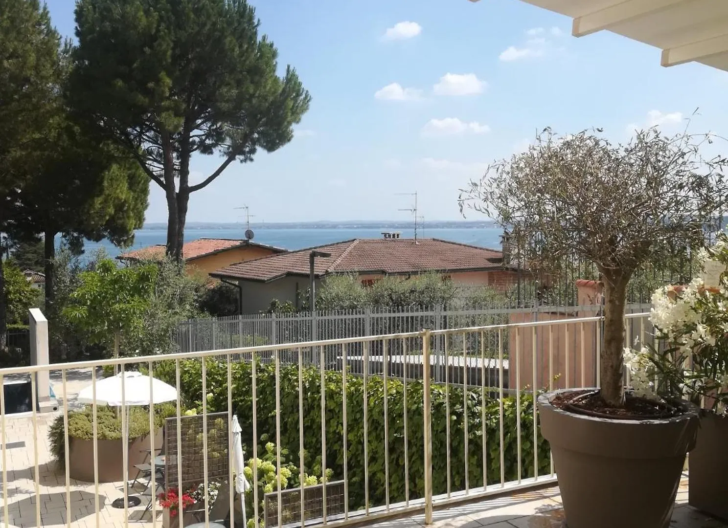 Bed & Breakfast La Home And Apartments Moniga del Garda