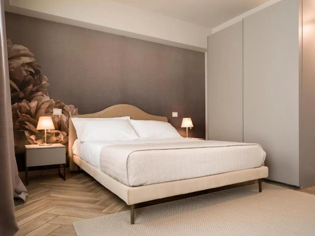 Bed & Breakfast La Home And Apartments Moniga del Garda